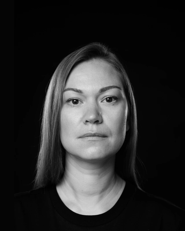 АННА ПОПОВА