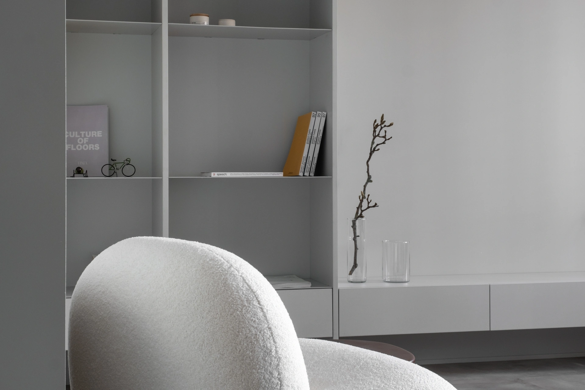 Светлый минимализм