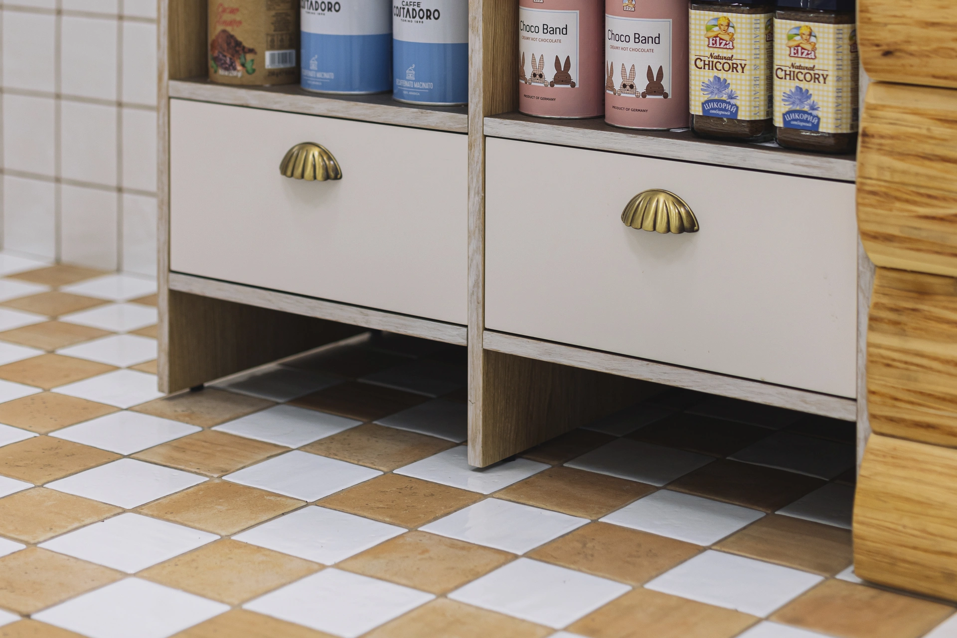 Сказочные детали для заморских продуктов