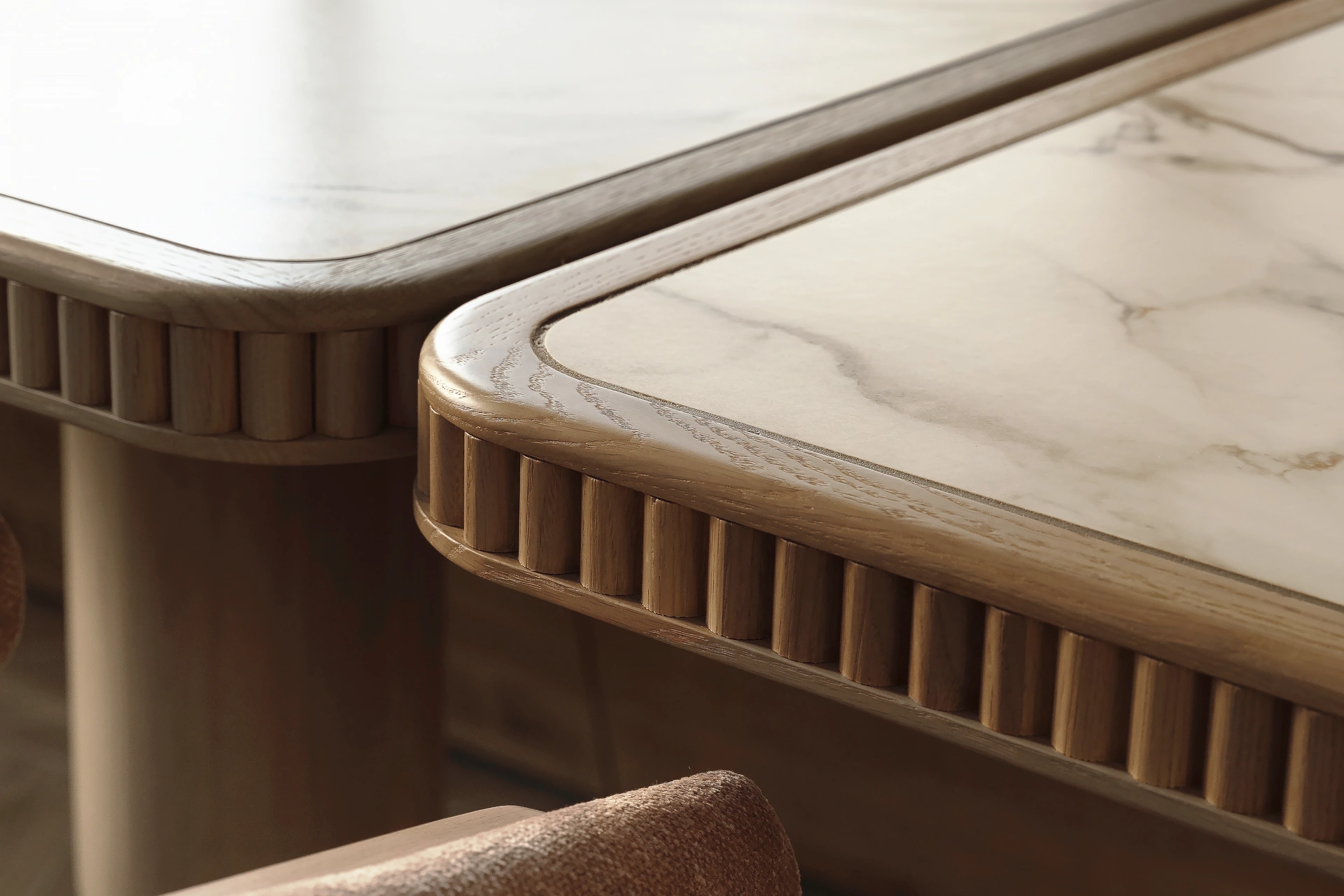 Множество деталей ручной работы